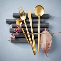 Besteck-Set 4-tlg. Matt STILETTO In Gold 22 Besteck-Set 4-tlg. Matt STILETTO In Gold -Butlers butlers besteck set 4 tlg matt stiletto in gold 8