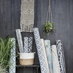 In- & Outdoor-Teppich Mosaik L 150 X B 90cm COLOUR CLASH In Taupe -Butlers butlers in and outdoor teppich mosaik l 150 x b 90cm colour clash in taupe 7