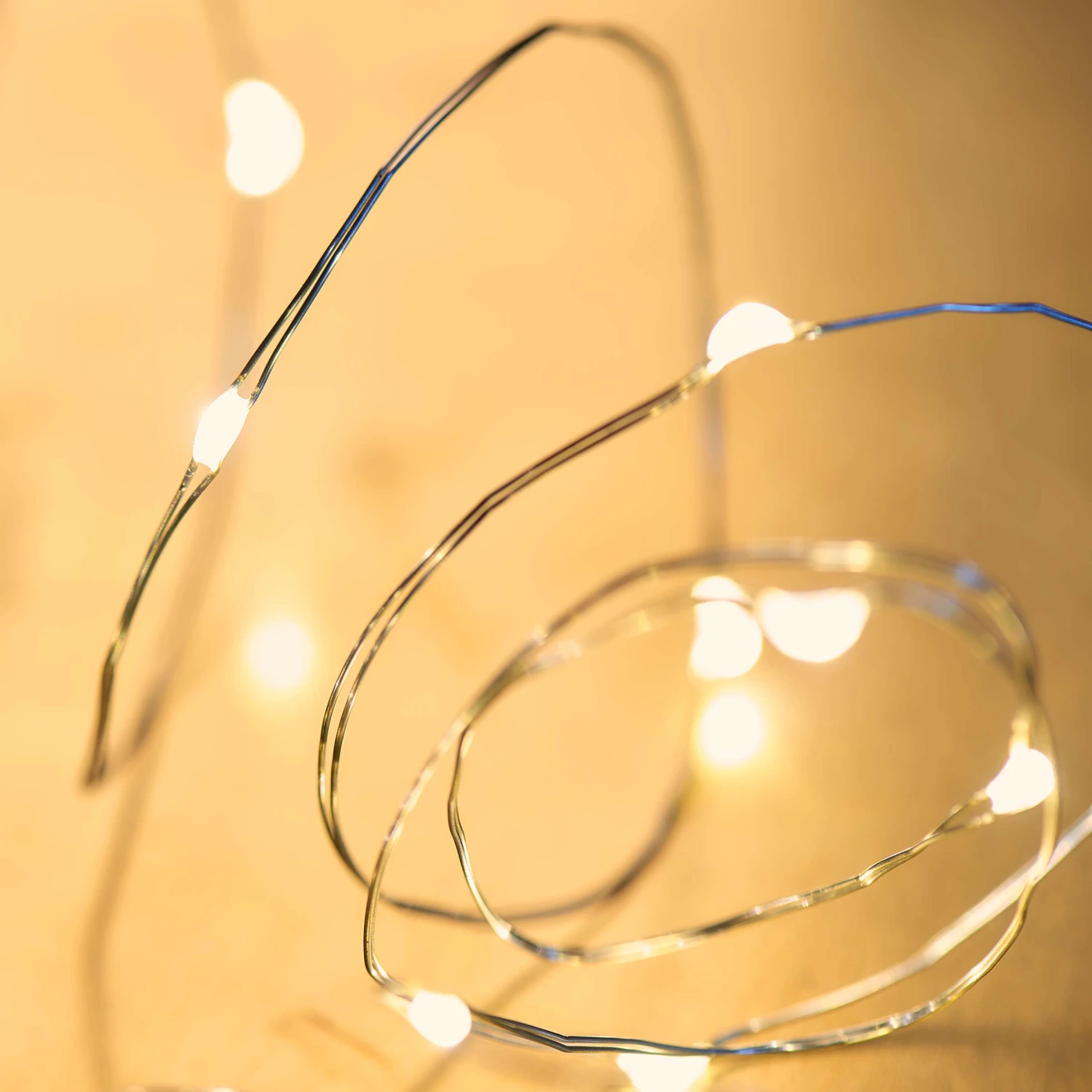 LED Lichterkette 100 Lichter Mit USB-Batteriefach TWINE LIGHTS In Silber 9 LED Lichterkette 100 Lichter Mit USB-Batteriefach TWINE LIGHTS In Silber – Bild 7