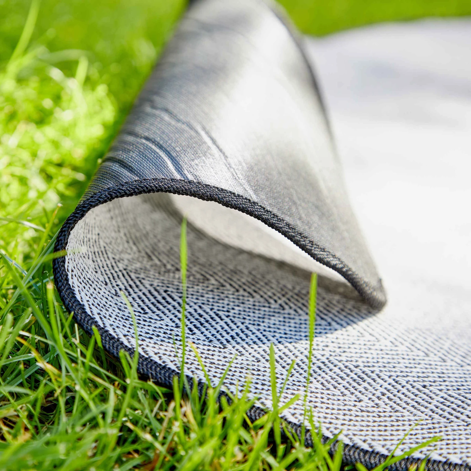 Picknickdecke L 150 X B 200cm WANDERLUST In Schwarz-Weiß 8 Picknickdecke L 150 X B 200cm WANDERLUST In Schwarz-Weiß – Bild 6